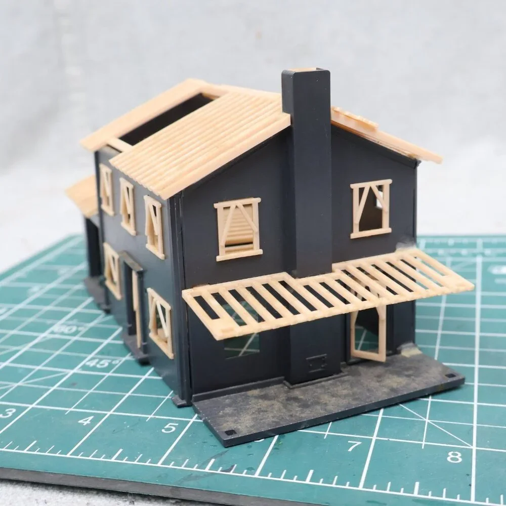 Bachmann 45191 HO Scale House Under Construction Kit Assembled